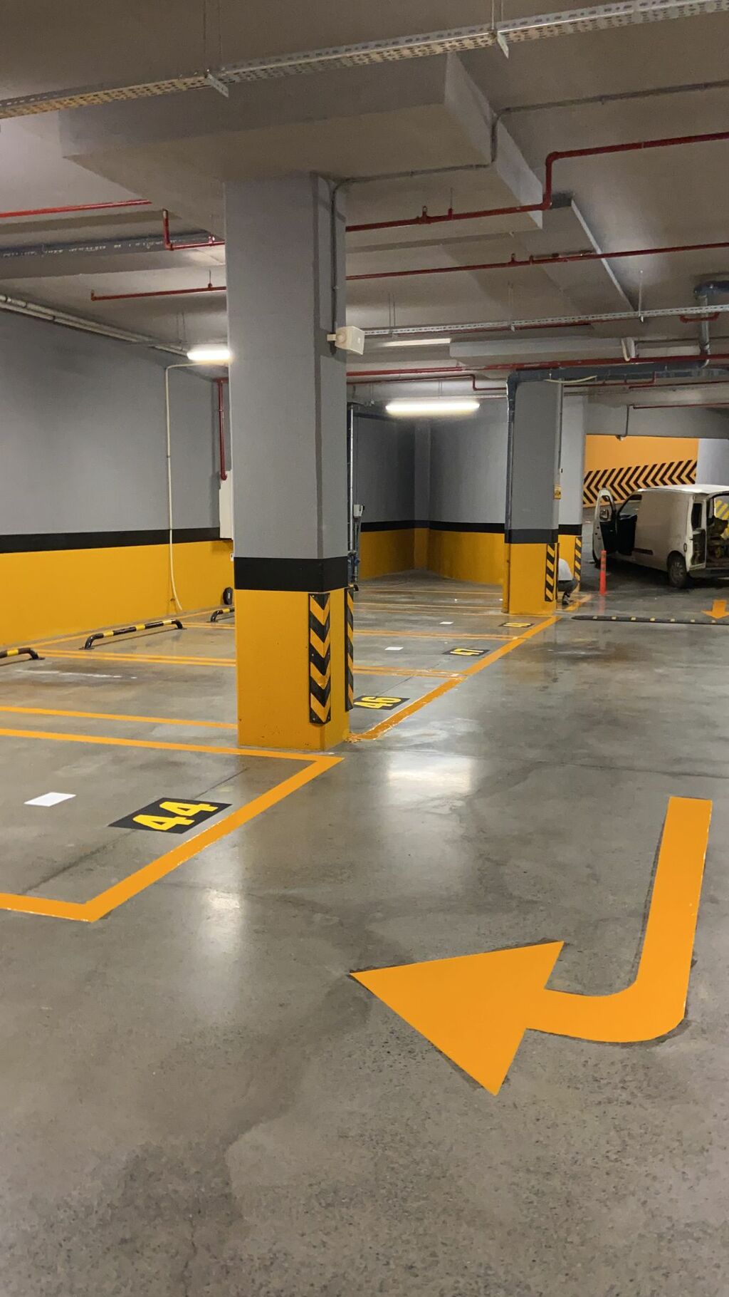 otopark yön çizgileri, otopark zemin çizgileri